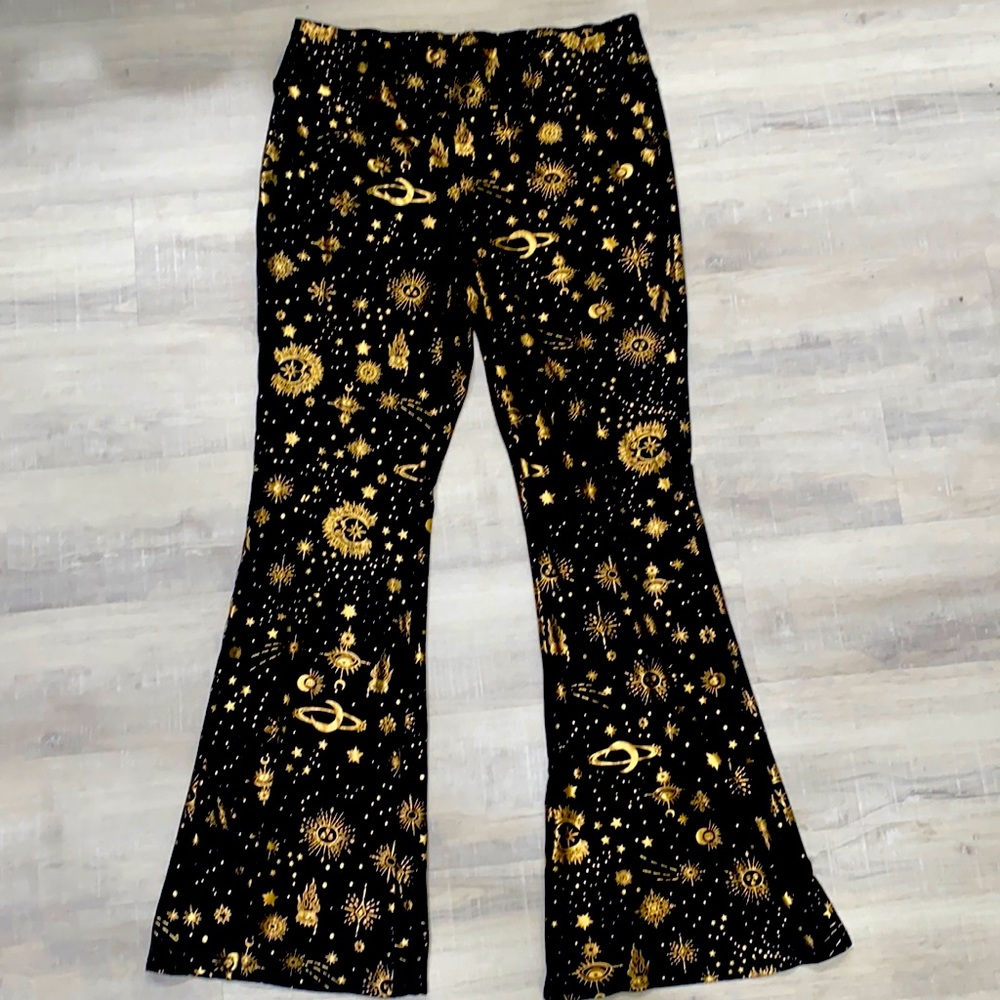 Flared/Boot cut leggings